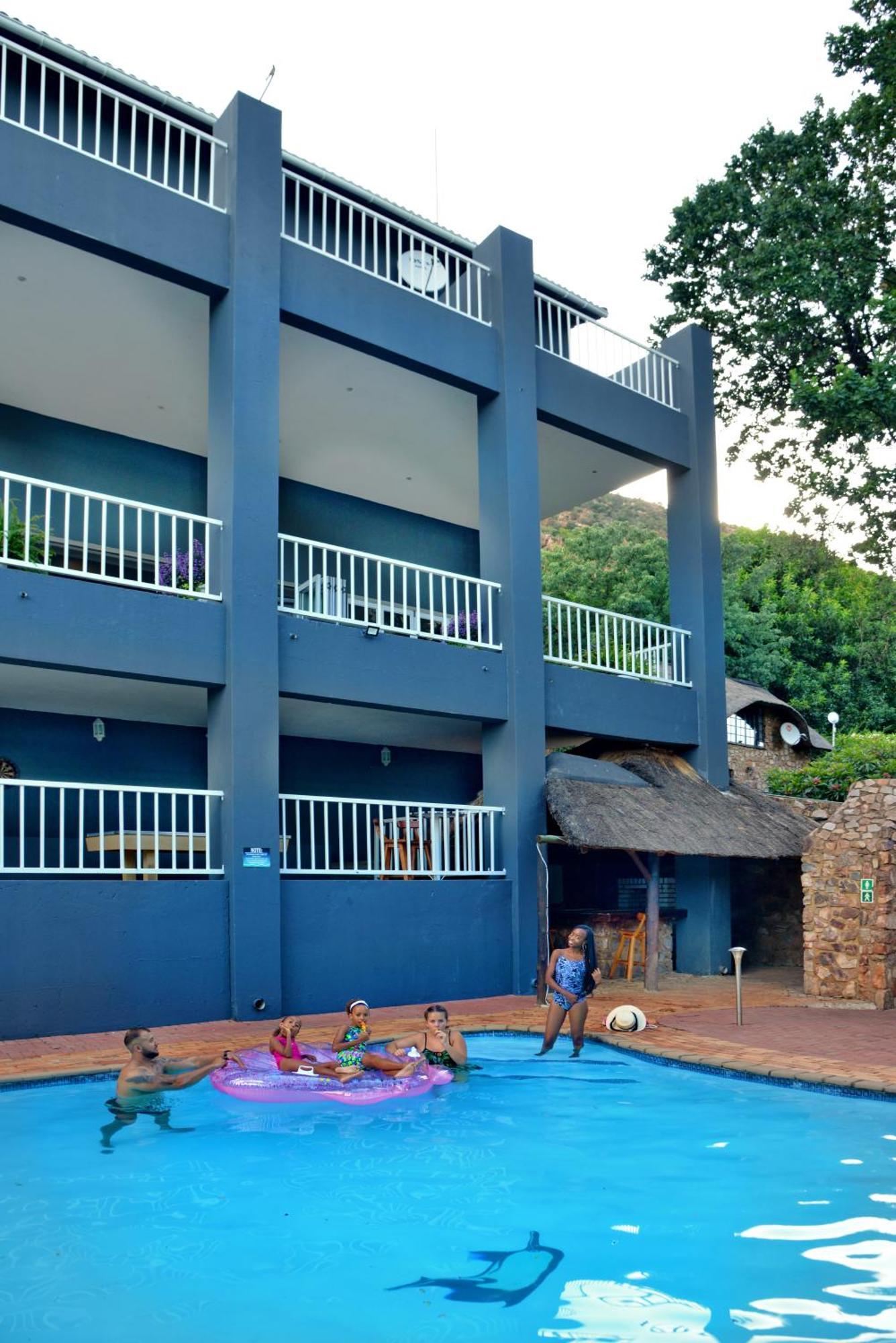 The Shore House Hartbeespoort Exteriör bild